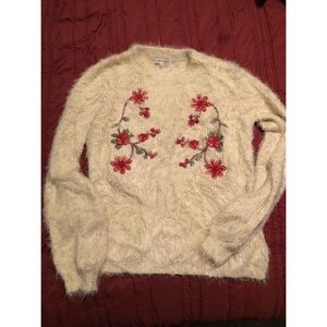 Crew neck fuzzy sweater